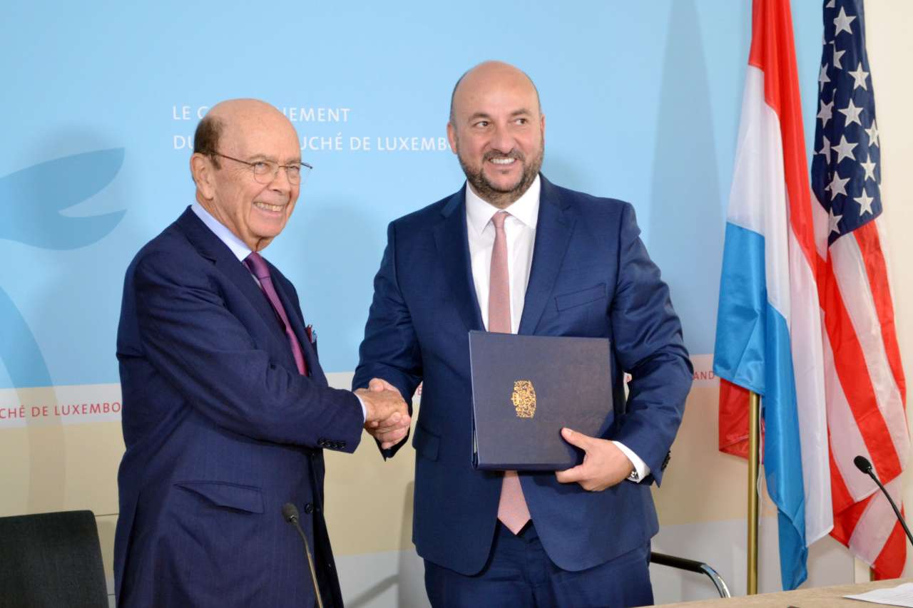 United States and Luxembourg sign memorandum on space co-operation 